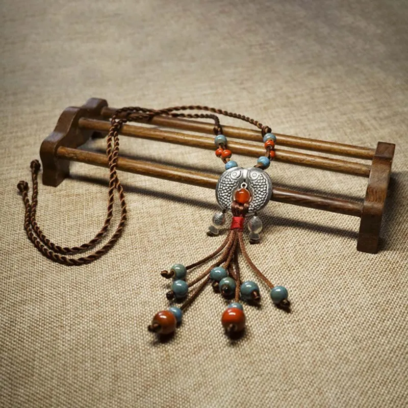 Fashion Ethnic Jewelry Ceramic Tibetan Double Fish Vintage Necklace ,New Women Sweater Necklace Pendants
Fashion Ethnic Jewelry Ceramic Tibetan Double Fish Vintage Necklace ,New Women Sweater Necklace Pendants