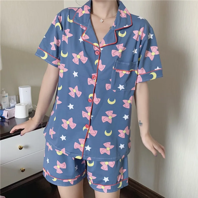 Womens Cotton Pajamas Set Turn-down Collar Pyjamas Short Sleeves Suit Soft Sleepwear Female Summer Cartoon Luna Moon Homewear
Womens Cotton Pajamas Set Turn-down Collar Pyjamas Short Sleeves Suit Soft Sleepwear Female Summer Cartoon Luna Moon Homewear