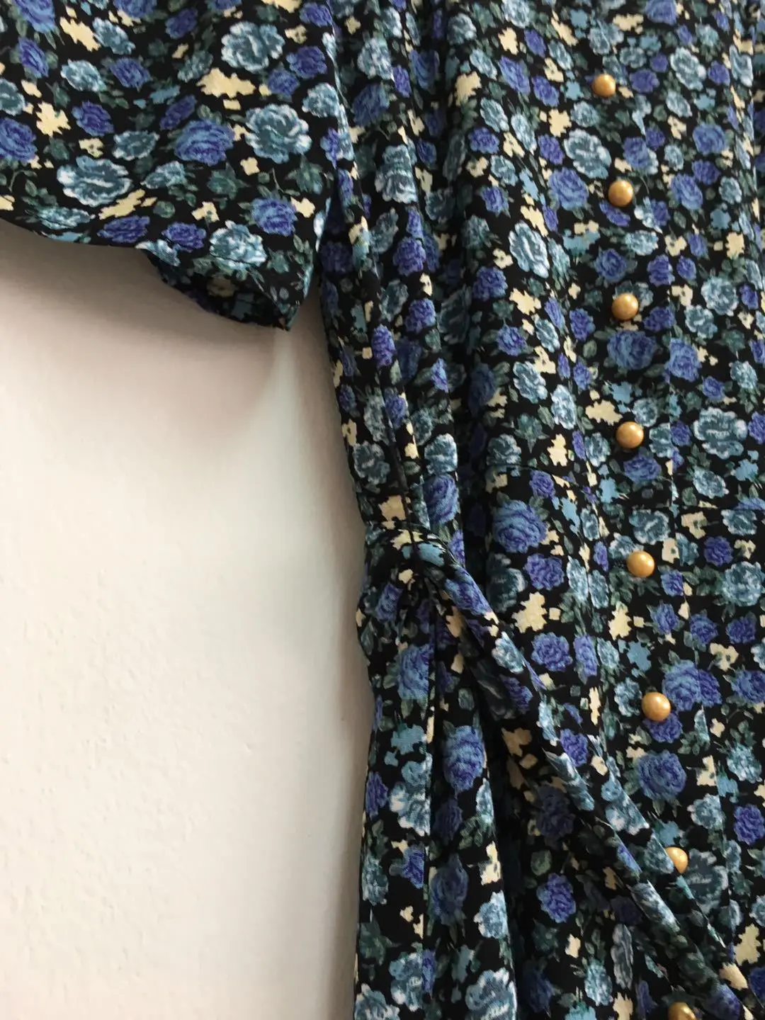 Spring Women Dress / Summer 2021 New Dress Women's V-neck Short-sleeved Midi Dress
Spring Women Dress / Summer 2021 New Dress Women's V-neck Short-sleeved Midi Dress