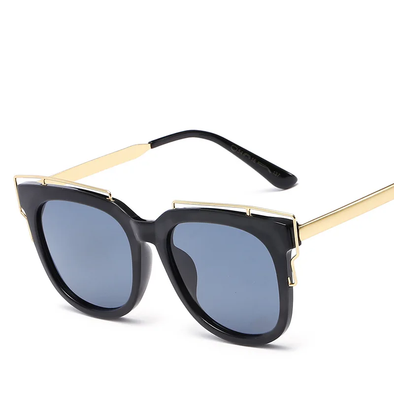 Cateye Women Sunglasses Polarized Sun Glasses for Female Driving Vintage Retro Brand Designer Woman Shades TAC Lens Metal Frames
Cateye Women Sunglasses Polarized Sun Glasses for Female Driving Vintage Retro Brand Designer Woman Shades TAC Lens Metal Frames