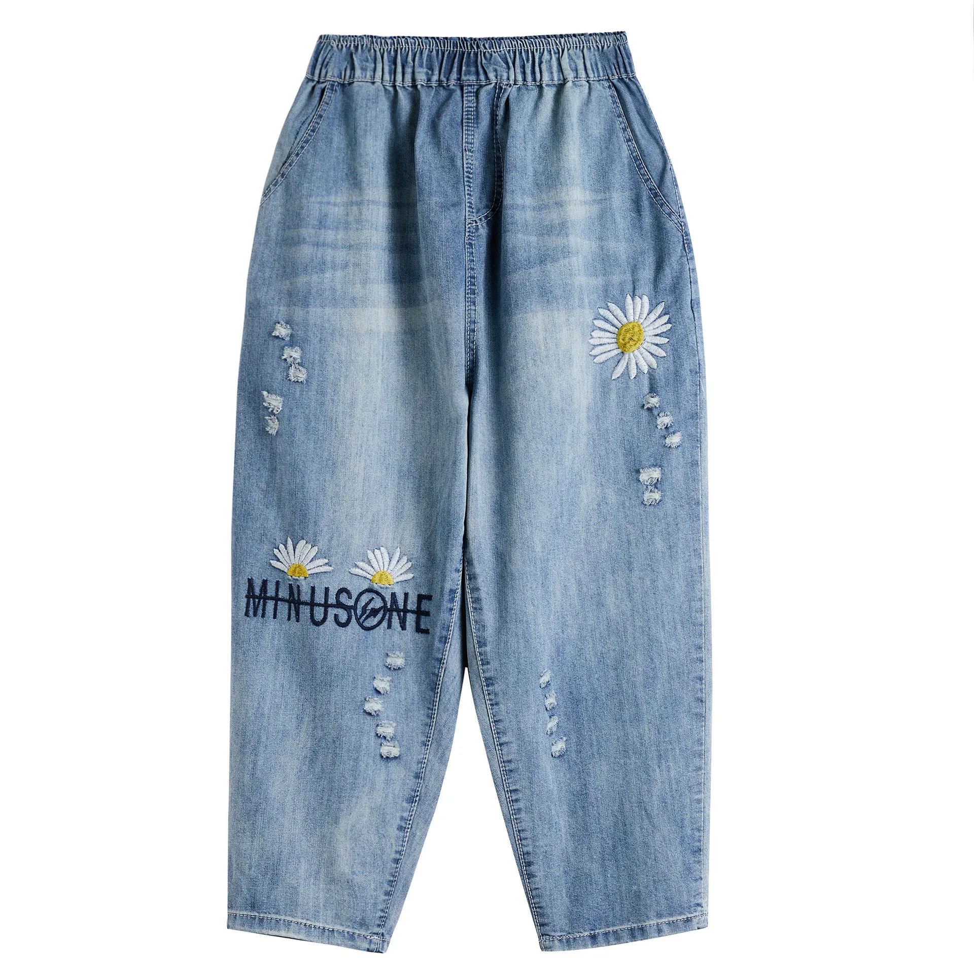 Johnature Casual Korean Embroidery Floral Loose Jeans Pants 2021 Summer New Elastic Waist Ankle-length Harem Women Pants
Johnature Casual Korean Embroidery Floral Loose Jeans Pants 2021 Summer New Elastic Waist Ankle-length Harem Women Pants