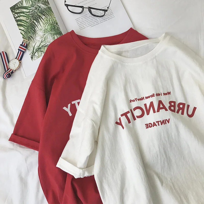 Женская футболка с коротким рукавом, свободная Студенческая футболка с буквенным принтом, лето 2021
Женская футболка с коротким рукавом, свободная Студенческая футболка с буквенным принтом, лето 2021