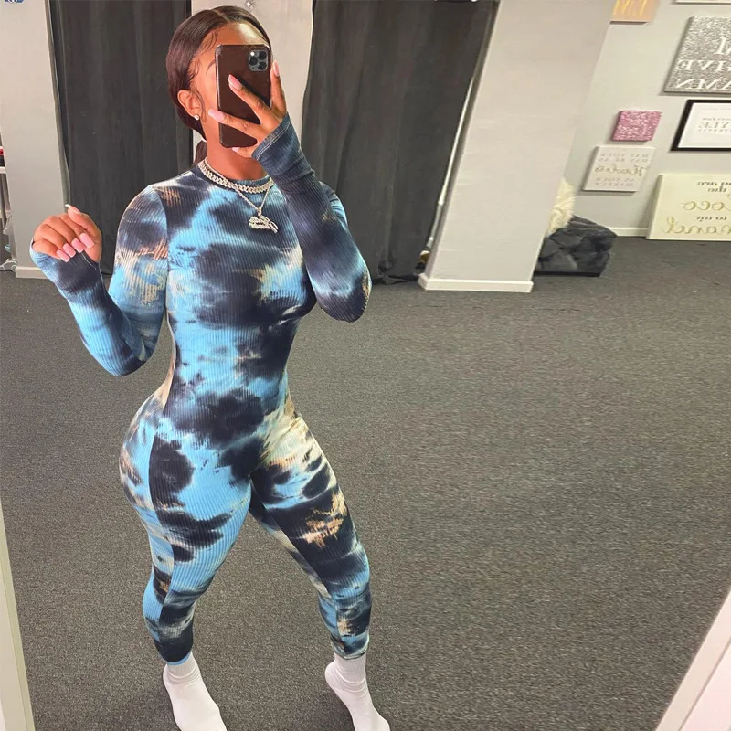 Printed zipper Sexy Club Bodycon Jumpsuit Women Backelss Party Long Sleeve Overalls Push Up Fashion Fitness Long Overalls 2021 
Printed zipper Sexy Club Bodycon Jumpsuit Women Backelss Party Long Sleeve Overalls Push Up Fashion Fitness Long Overalls 2021