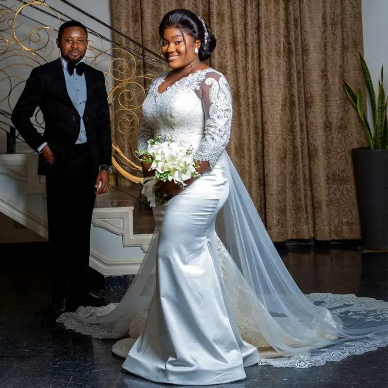 African White Mermaid Wedding Dresses Long Sleeves V Neck Plus Size Bridal Gowns Lace Beads Long Marriage Gowns Vestidos
African White Mermaid Wedding Dresses Long Sleeves V Neck Plus Size Bridal Gowns Lace Beads Long Marriage Gowns Vestidos