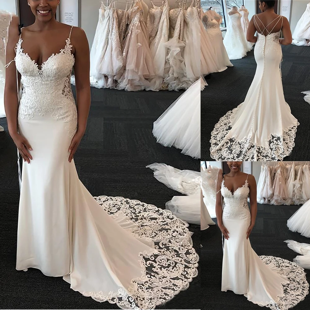 Backless Trumpet Wedding Dresses New Natural V-Neck Beach Spaghetti Sleeveless Applique Lace Satin Mermaid Bridal Gowns
Backless Trumpet Wedding Dresses New Natural V-Neck Beach Spaghetti Sleeveless Applique Lace Satin Mermaid Bridal Gowns