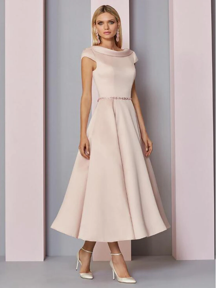 Румяна для матери невесты Платья А-силуэта с рукавами-крылышками длиной ниже колена шифоновые украшенные бисером платья для матери жениха ... 
Румяна для матери невесты Платья А-силуэта с рукавами-крылышками длиной ниже колена шифоновые украшенные бисером платья для матери жениха ...