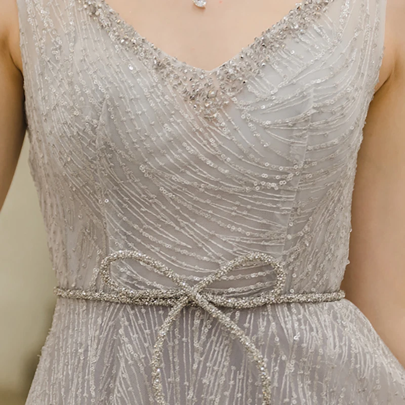 Evening Dresses Illusion V-Neck A-Line Sleeveless Elegant Beading Sequined Lace Tulle Luxury Gray Floor-Length Formal Gown TS521
Evening Dresses Illusion V-Neck A-Line Sleeveless Elegant Beading Sequined Lace Tulle Luxury Gray Floor-Length Formal Gown TS521