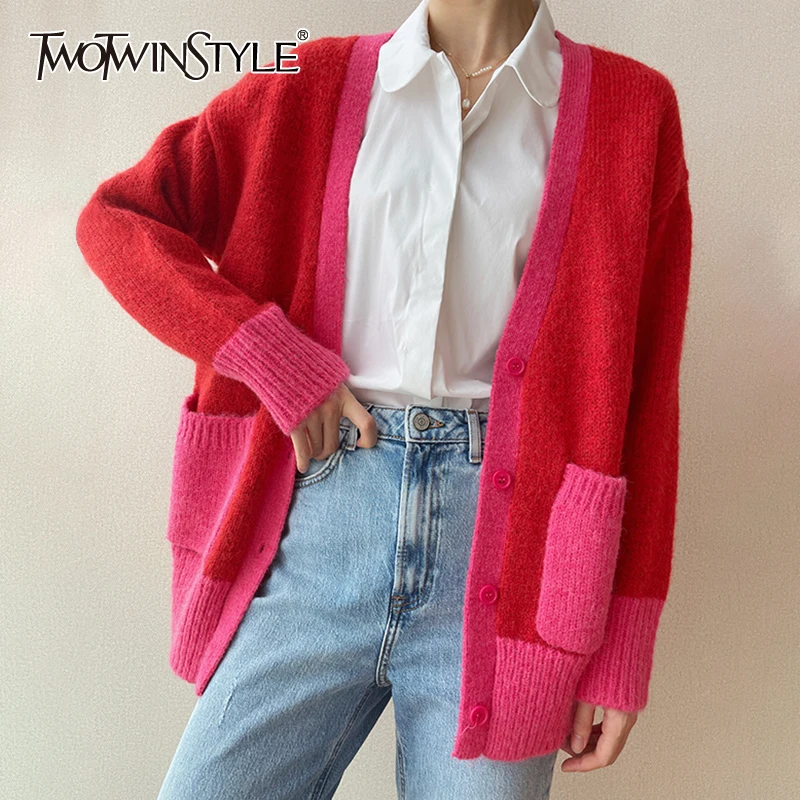 TWOTWINSTYLE Patchwork Colorblock Sweater For Female V Neck Long Sleeve High Waist Loose Women's Casual Coat Fashion New 2021
TWOTWINSTYLE Patchwork Colorblock Sweater For Female V Neck Long Sleeve High Waist Loose Women's Casual Coat Fashion New 2021