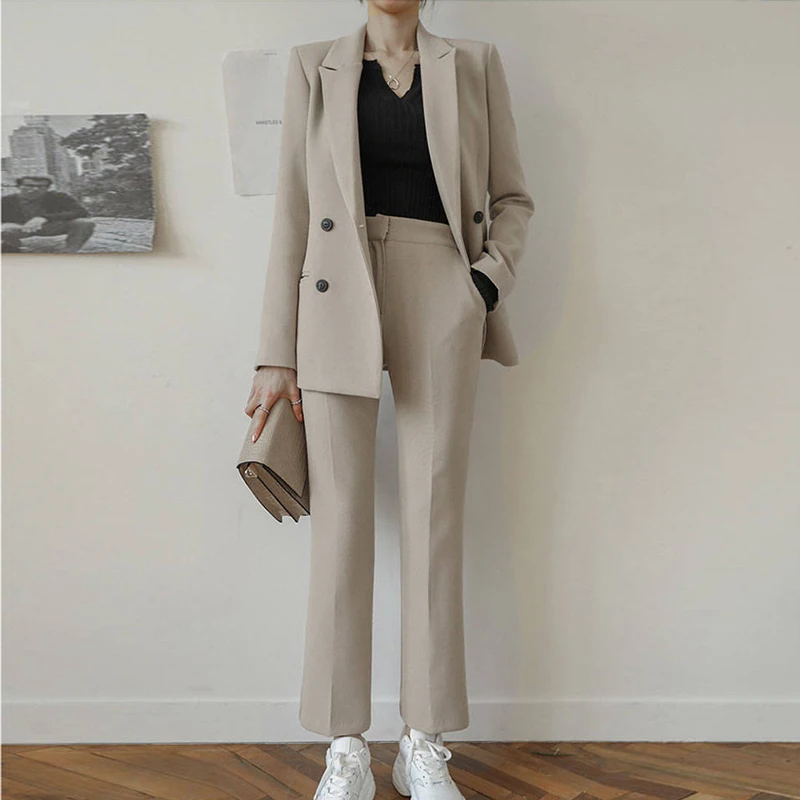 HStar 2020 spring women solid Elegant buttons blazer Office Lady double breasted work suit female Notched streetwear
HStar 2020 spring women solid Elegant buttons blazer Office Lady double breasted work suit female Notched streetwear