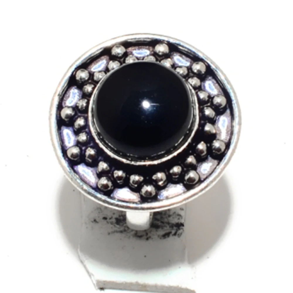 Genuine Black Onyx Ring Silver Overlay over Copper , Hand Made Women Jewelry gift , Size: 7.75
Genuine Black Onyx Ring Silver Overlay over Copper , Hand Made Women Jewelry gift , Size: 7.75