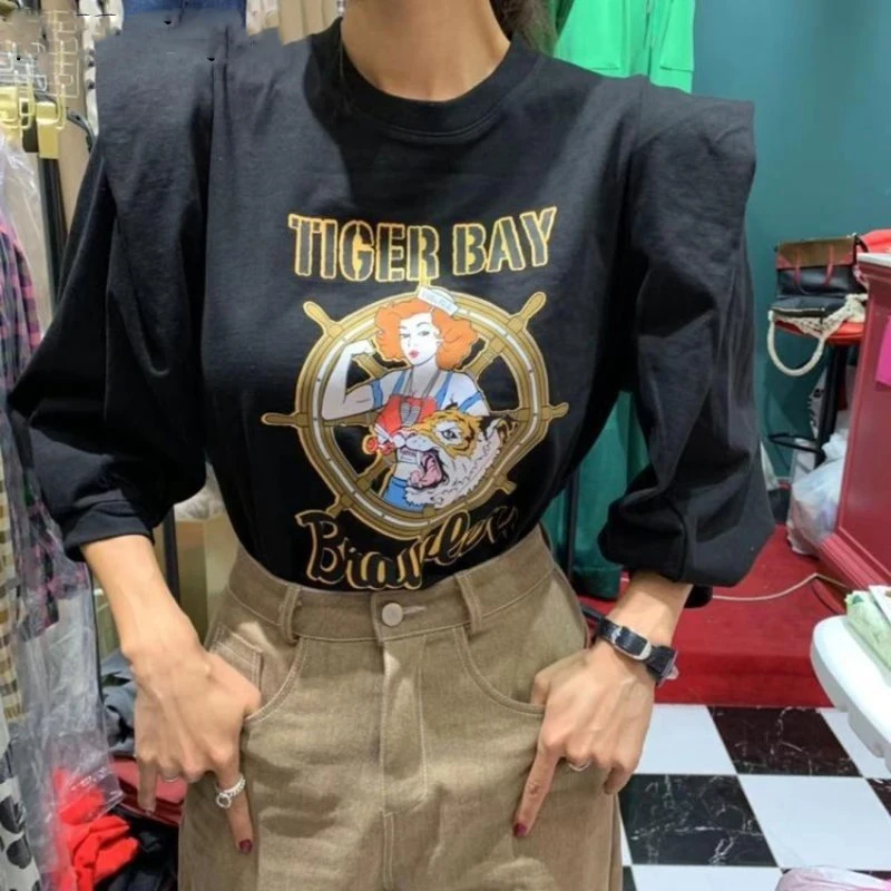 Свободный Топ с принтом, толстовки в стиле Харадзюку, Женская Корейская Осенняя новая кофта с наплечниками и матросским принтом
Свободный Топ с принтом, толстовки в стиле Харадзюку, Женская Корейская Осенняя новая кофта с наплечниками и матросским принтом