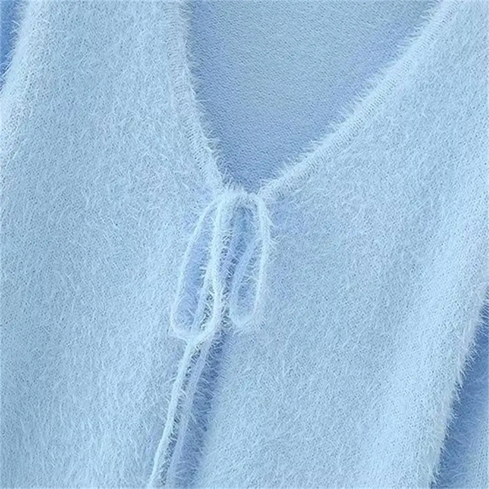 2020 new v-neck knitted plush lace-up bow high waist cardigan jacket all-match long-sleeved top 
2020 new v-neck knitted plush lace-up bow high waist cardigan jacket all-match long-sleeved top