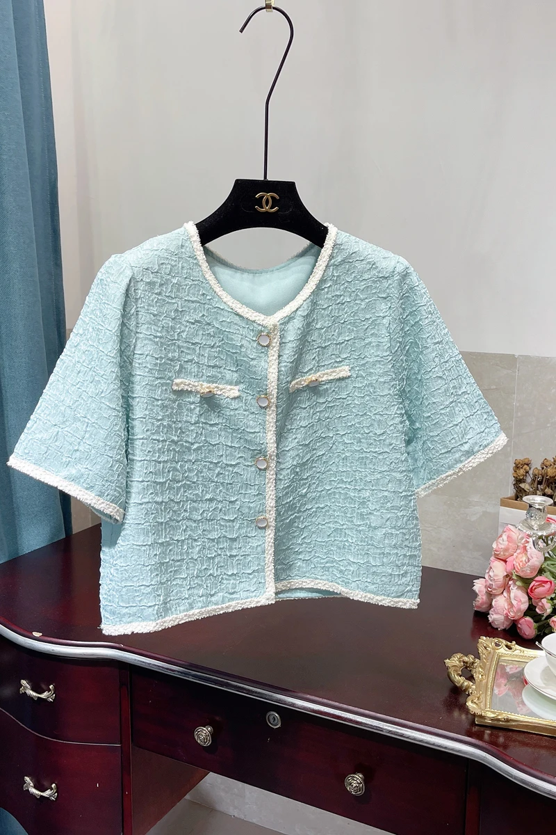 2021 Summer Fashion Korean Style Top Elegant Simple Short Shirt for Women Macaron Color All-match Straight Solid Color Blouse
2021 Summer Fashion Korean Style Top Elegant Simple Short Shirt for Women Macaron Color All-match Straight Solid Color Blouse