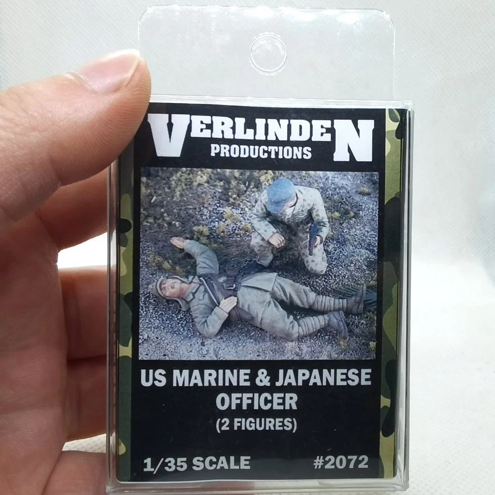 

1/35 WWII USMC Marine & Japanese Officer (2 Figures/Set) VERLINDEN #2072 Resin Kits Unassembled Uncolored