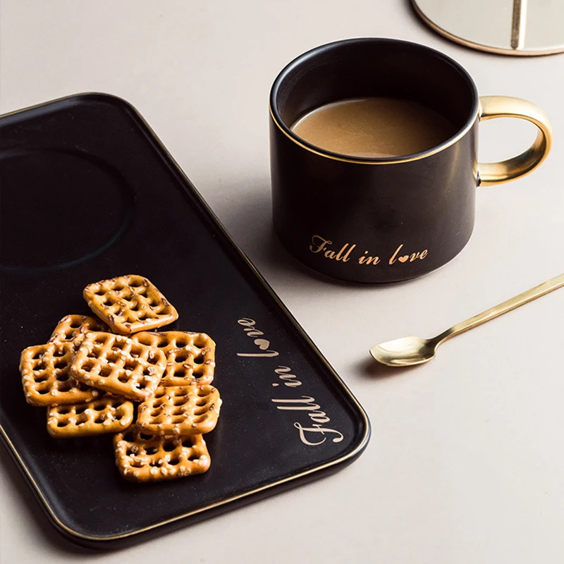 Love Ceramics Mug Porcelain Tea Cup With Gloden Edge Handle Spoon Tray Saucer Set Coffee Cup Love Christmas Gift Party Home Work
Love Ceramics Mug Porcelain Tea Cup With Gloden Edge Handle Spoon Tray Saucer Set Coffee Cup Love Christmas Gift Party Home Work