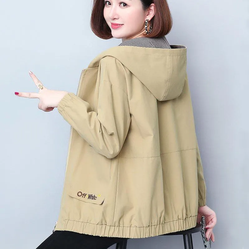 2022 New Women's Windbreaker Coat Spring Autumn Loose Basic Zipper Jacket With Lining Ladies Short Windbreaker 4XL 221
2022 New Women's Windbreaker Coat Spring Autumn Loose Basic Zipper Jacket With Lining Ladies Short Windbreaker 4XL 221