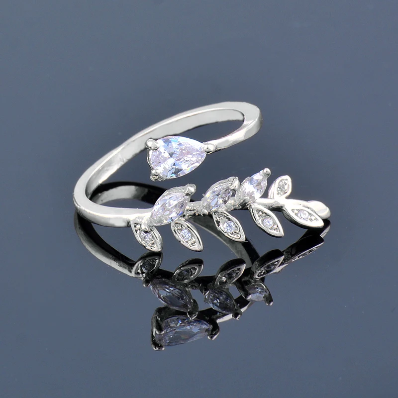 LEEKER Korean Olive Leaf Cubic Zirconia Rose gold silver color Open Adjustable Rings for Women accessoire jewelry 2022 115 LK6
LEEKER Korean Olive Leaf Cubic Zirconia Rose gold silver color Open Adjustable Rings for Women accessoire jewelry 2022 115 LK6
