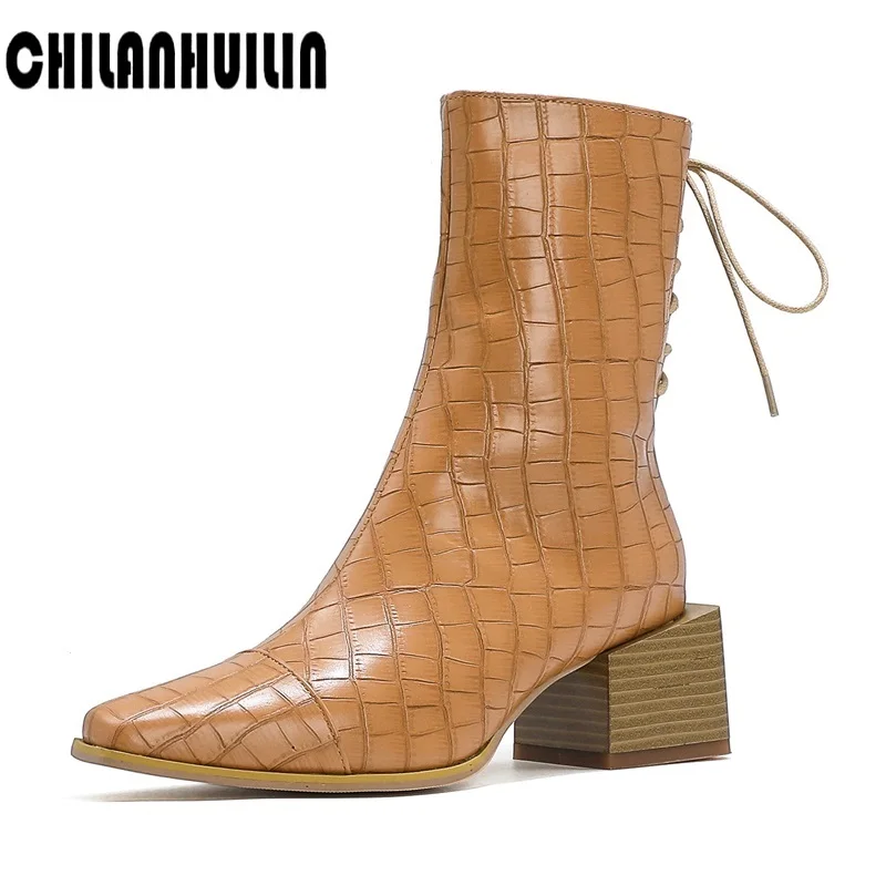 Women's Shoes
Women's Shoes