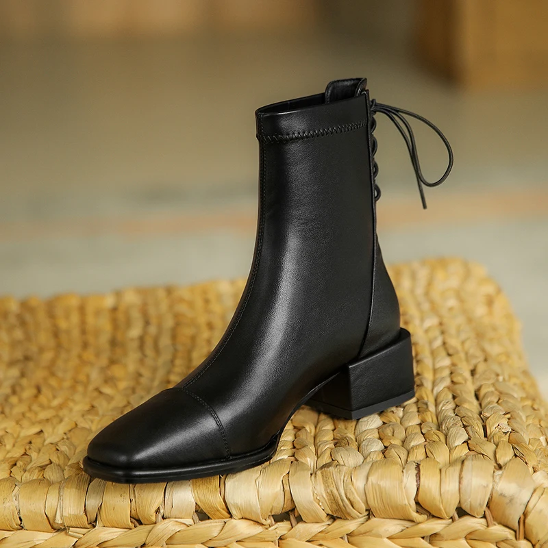 Autumn winter new Genuine leather Women boots ankle fashion warm Female boots cowhide Women shoes
Autumn winter new Genuine leather Women boots ankle fashion warm Female boots cowhide Women shoes