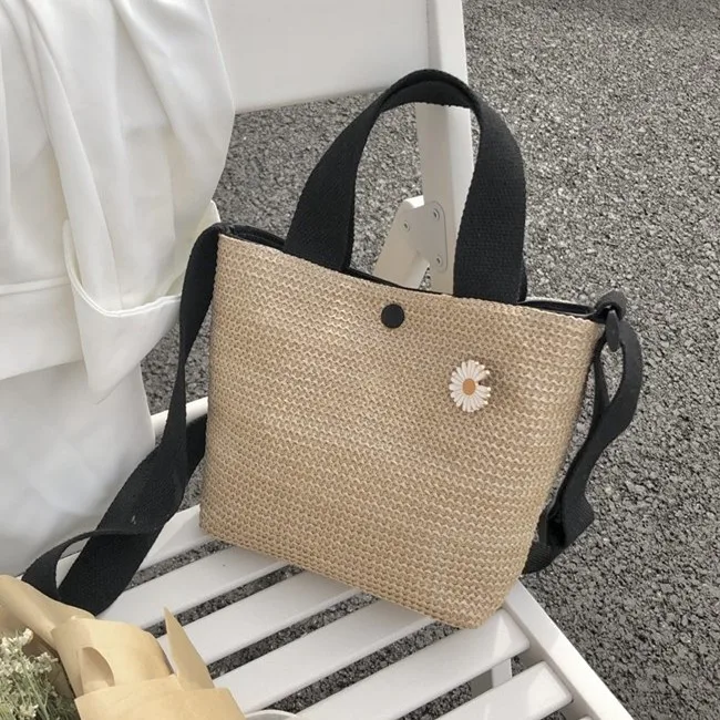 2020 Women Straw Beach Bag Fashion Handmade Woven Shoulder Bag Raffia Circle Rattan Bags Bohemian Summer Vacation Casual Bags
2020 Women Straw Beach Bag Fashion Handmade Woven Shoulder Bag Raffia Circle Rattan Bags Bohemian Summer Vacation Casual Bags