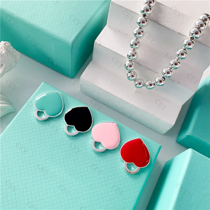 TF S925 sterling silver enamel 8mm round bead chain heart-shaped bracelet ladies temperament pendant lock clasp birthday gift
TF S925 sterling silver enamel 8mm round bead chain heart-shaped bracelet ladies temperament pendant lock clasp birthday gift
