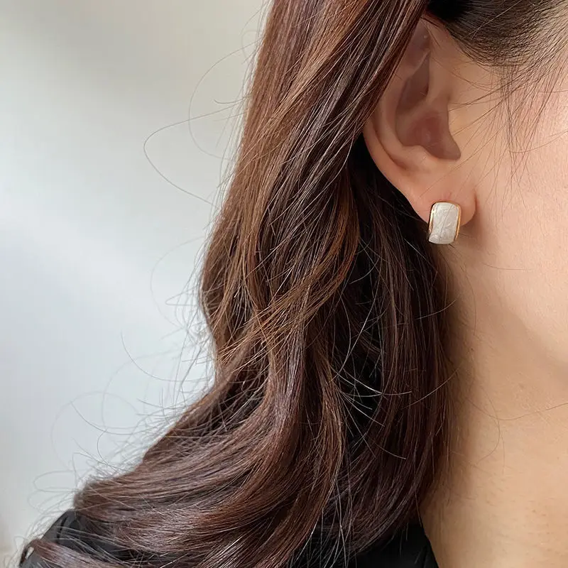 Ins Simple Small Earrings Cream Color Ccold Wind High-End Earrings 2021 Nnew Earrings Trendy Ear Clips
Ins Simple Small Earrings Cream Color Ccold Wind High-End Earrings 2021 Nnew Earrings Trendy Ear Clips