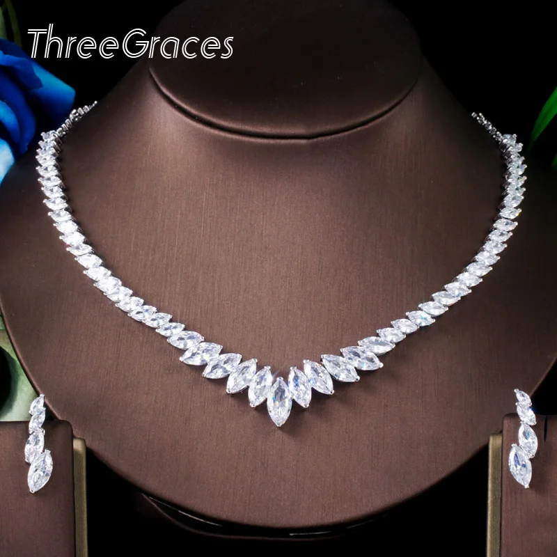 Ожерелье и висячие серьги ThreeGraces из прозрачного белого фианита в форме маркиза