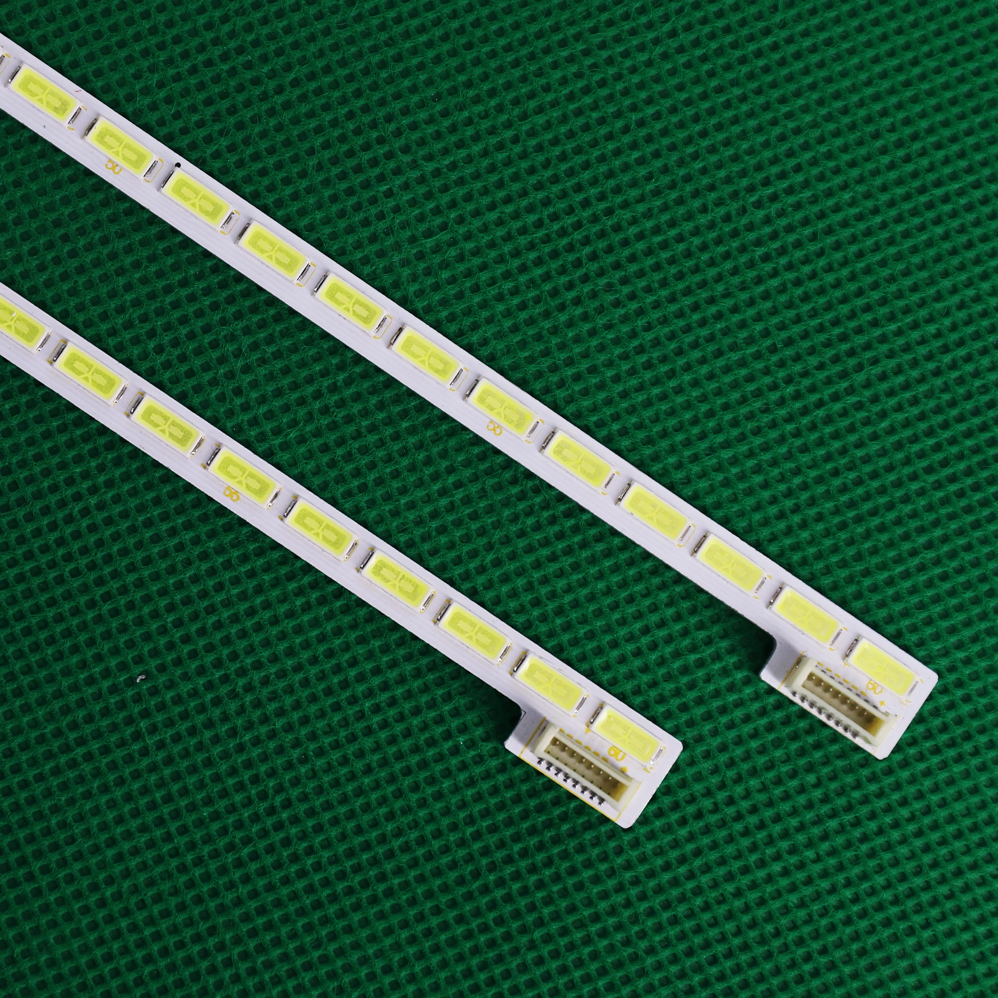 6Pieces/lot 60LED 525mm LED backlight strip for LG 42LS570T 42LS570S 42LS575S T420HVN01.0 42inch 7030PKG 60ea 74.42T23.001-2-DS1
6Pieces/lot 60LED 525mm LED backlight strip for LG 42LS570T 42LS570S 42LS575S T420HVN01.0 42inch 7030PKG 60ea 74.42T23.001-2-DS1