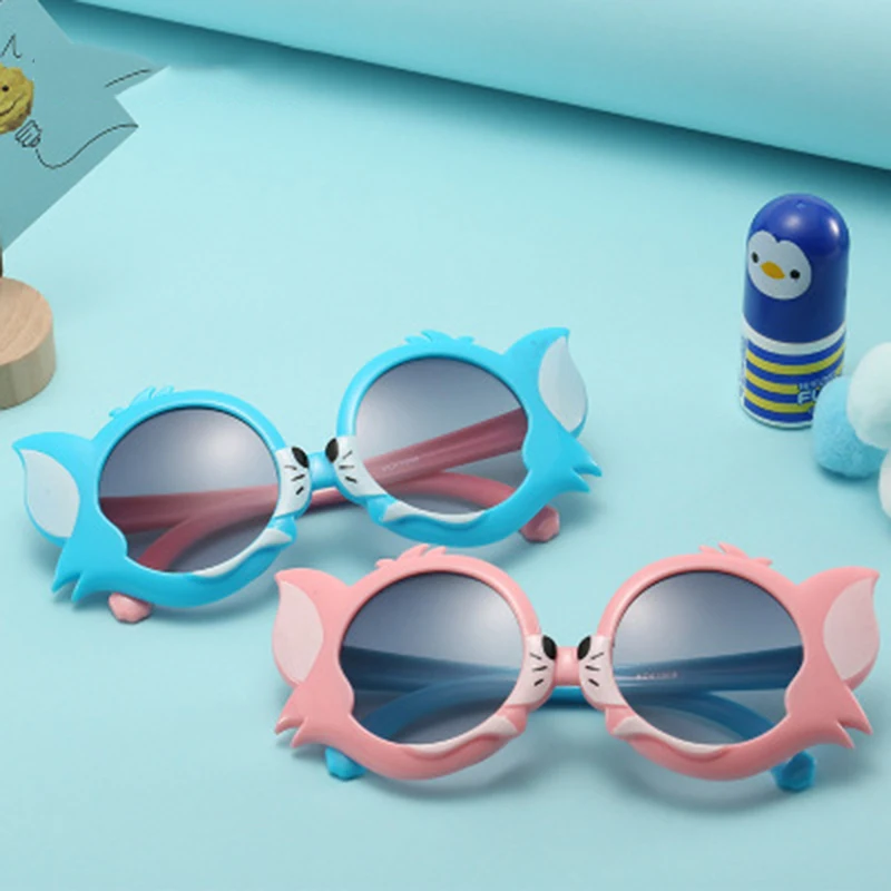 Children's Sunglasses New cat cartoon plastic color frame children cute glasses sunglasses for boys and girls 
Children's Sunglasses New cat cartoon plastic color frame children cute glasses sunglasses for boys and girls