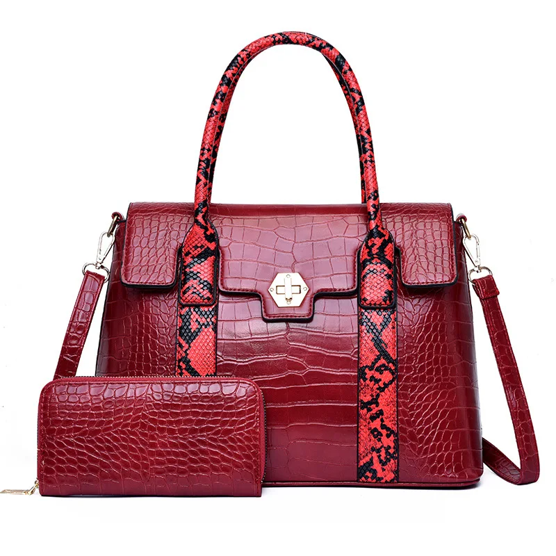 Women's bag new Korean version of 2021 messenger bag women's large capacity fashion PU shoulder portable mother bag
Women's bag new Korean version of 2021 messenger bag women's large capacity fashion PU shoulder portable mother bag