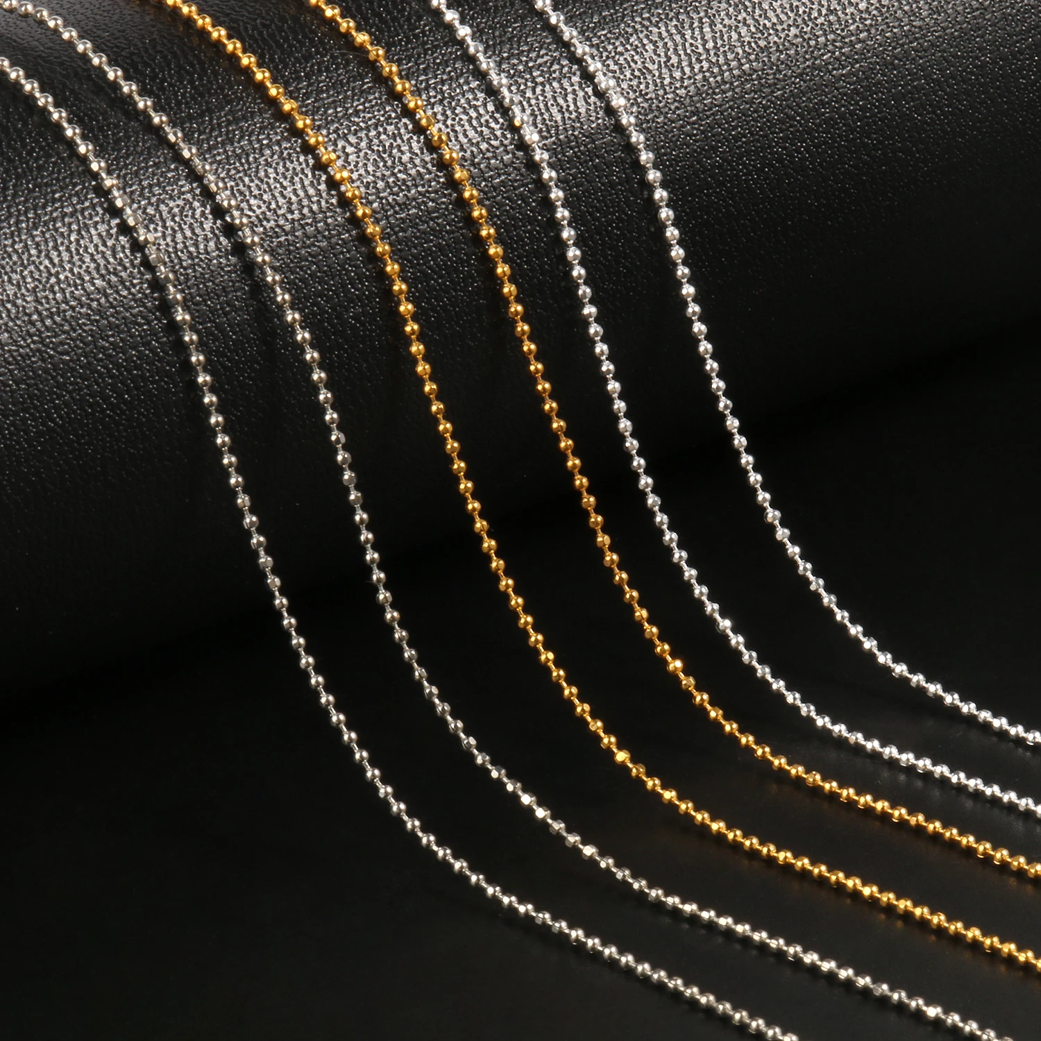 Бусины Металлические с застежкой-карабином, 45 см, 12 шт.
Бусины Металлические с застежкой-карабином, 45 см, 12 шт.