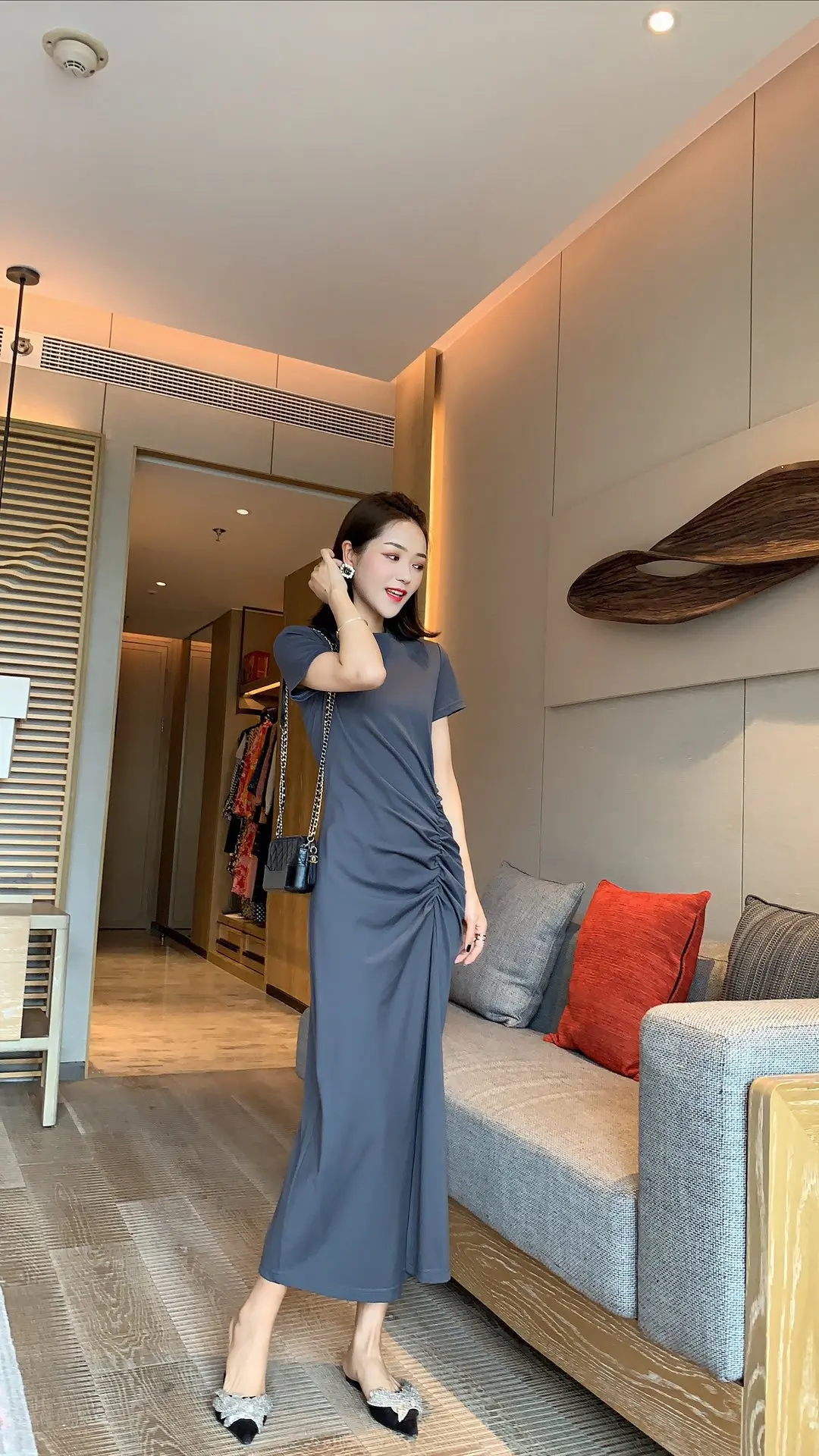 2021 summer new women's fashion women's casual simple skirt dress
2021 summer new women's fashion women's casual simple skirt dress