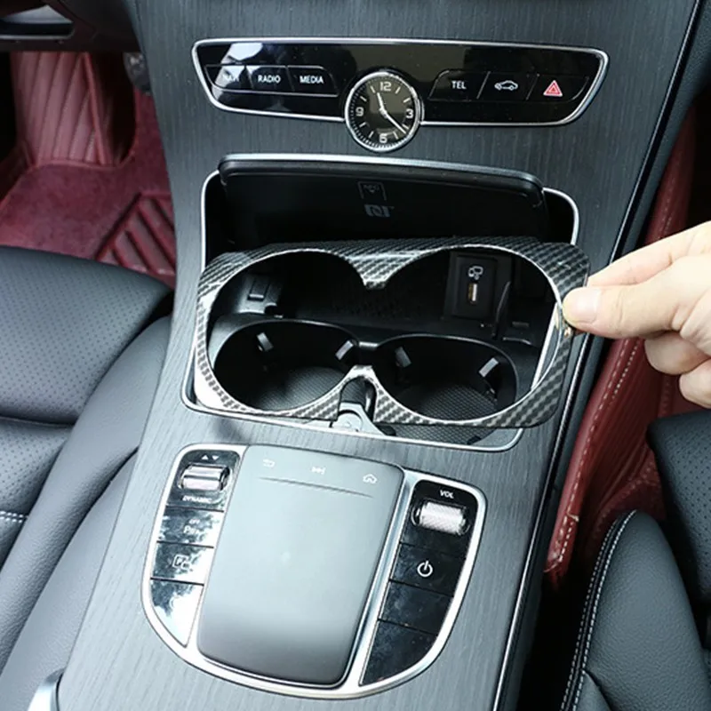 Наклейка из углеродного волокна для украшения центральной консоли Mercedes Benz C Class W205 GLC X253
Наклейка из углеродного волокна для украшения центральной консоли Mercedes Benz C Class W205 GLC X253