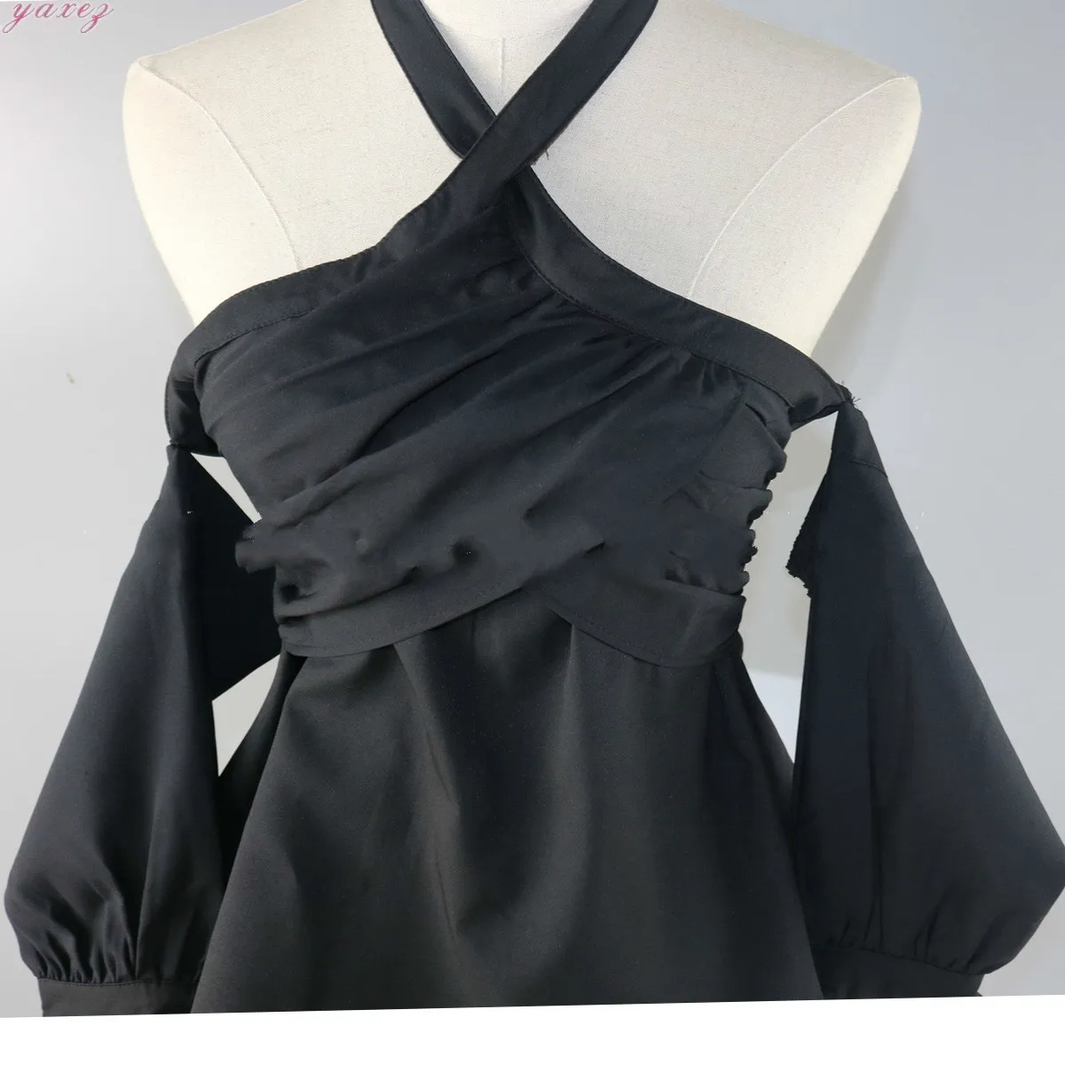 Sexy Strapless Bandage Horn Sleeve Halter Fold Lotus Leaf T Shirt Top Female Camisole Tank Top Tops Shirts Clothing Summer
Sexy Strapless Bandage Horn Sleeve Halter Fold Lotus Leaf T Shirt Top Female Camisole Tank Top Tops Shirts Clothing Summer