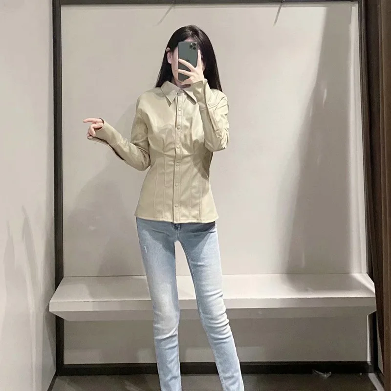 New Imitation Leather Shirt All-match Autumn Women's Clothing Za 2020 Fashion PU Leather Lapel Long Sleeve Top Women Tops Chic
New Imitation Leather Shirt All-match Autumn Women's Clothing Za 2020 Fashion PU Leather Lapel Long Sleeve Top Women Tops Chic