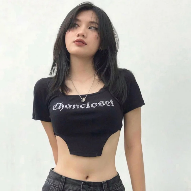 Женская летняя Укороченная рубашка с квадратным вырезом и коротким рукавом 
Женская летняя Укороченная рубашка с квадратным вырезом и коротким рукавом