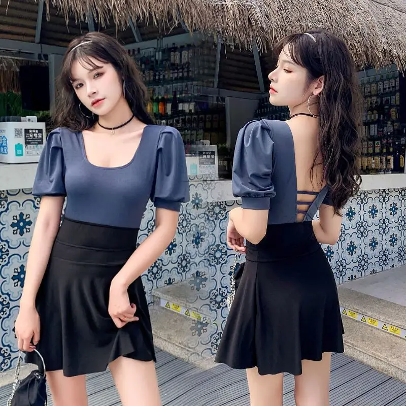 Bathing Suits 2021 New One Piece Solid Swimwear Cover Belly Slim Conservative Student Korean Fairy Two-Piece Sexy Woman Swimsuit
Bathing Suits 2021 New One Piece Solid Swimwear Cover Belly Slim Conservative Student Korean Fairy Two-Piece Sexy Woman Swimsuit