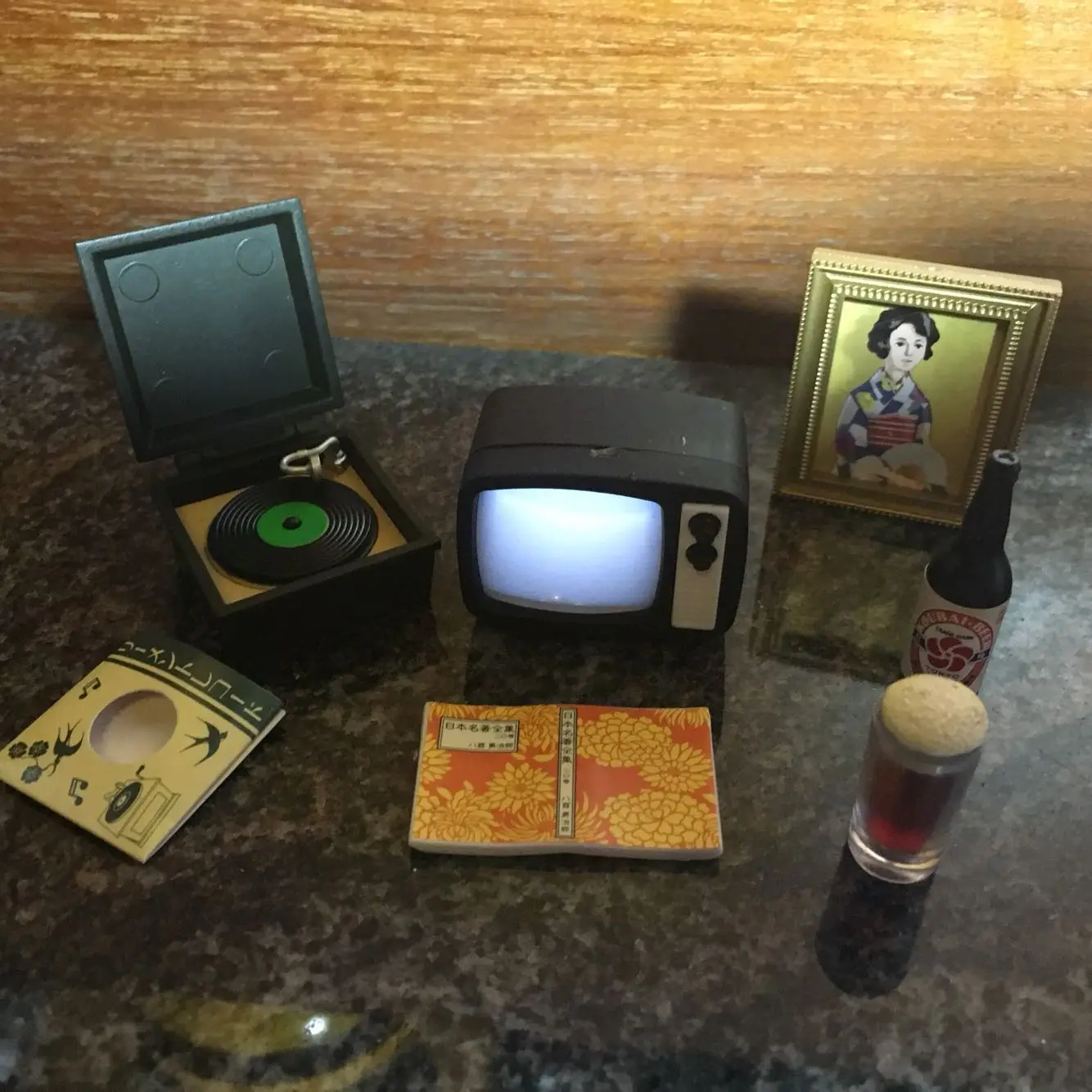 Mini Retro Television Widgets With Sound And Light Ornaments Parts
Mini Retro Television Widgets With Sound And Light Ornaments Parts