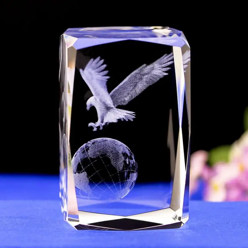 Crystal Inner Carving Crafts Earth Eagle Living Room Bedroom K9 Crystal Animal Decoration Birthday Holiday Gift
Crystal Inner Carving Crafts Earth Eagle Living Room Bedroom K9 Crystal Animal Decoration Birthday Holiday Gift