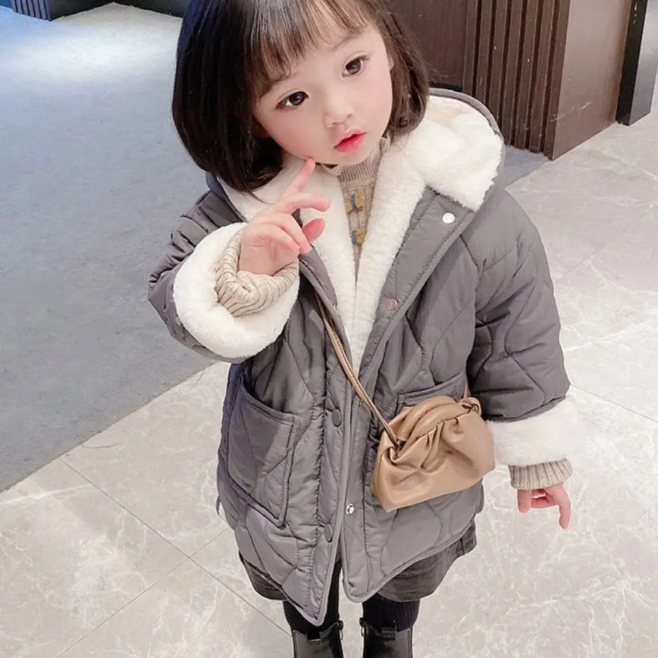 Girls Baby's Coat Jacket Outwear 2021 Cute Thicken Winter Plus Velvet Warm Cotton Fleece High Quality Children's Clothing
Girls Baby's Coat Jacket Outwear 2021 Cute Thicken Winter Plus Velvet Warm Cotton Fleece High Quality Children's Clothing