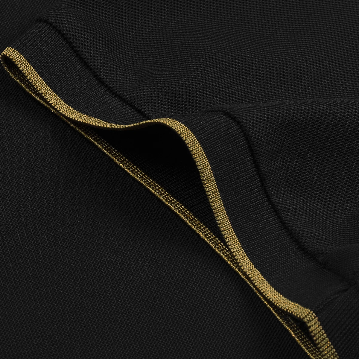 2021NewArrivalHellenwoody French Luxury Summer Men's Short Sleeve Embroidered Fashion Slim Pure Cotton Lapel Casual POLO Shirt
2021NewArrivalHellenwoody French Luxury Summer Men's Short Sleeve Embroidered Fashion Slim Pure Cotton Lapel Casual POLO Shirt