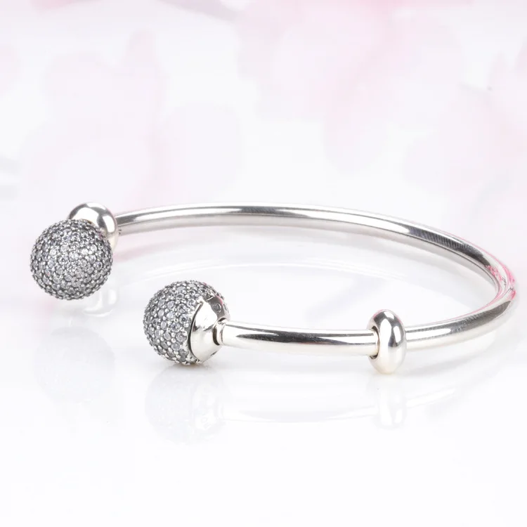 Claudia Bracelet S925 Sterling Silver Open Bracelet Forever Clear Crystal Charm Original Bangle for Women Wedding Gift
Claudia Bracelet S925 Sterling Silver Open Bracelet Forever Clear Crystal Charm Original Bangle for Women Wedding Gift