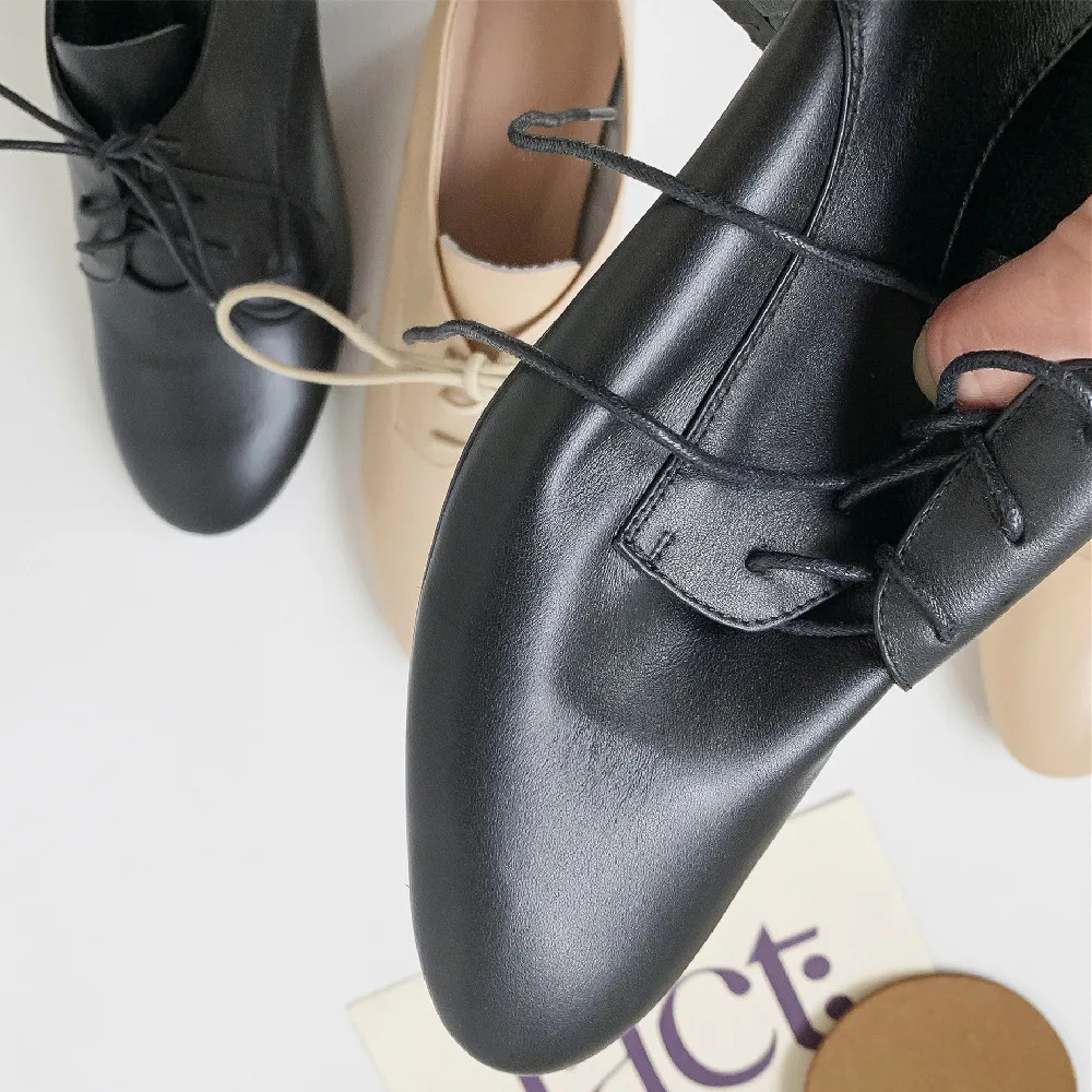 Women's genuine leather thick high heel round toe lace-up oxfords leisure soft comfortable female high quality shoes sneakers 
Women's genuine leather thick high heel round toe lace-up oxfords leisure soft comfortable female high quality shoes sneakers