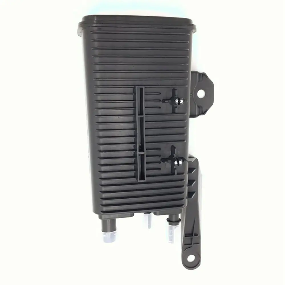 Suitable for Peugeot308 3008 408 Citroen C4L C4 Sega Absorption canister ESS VAPOR ABSORBER OEM 9676421780
Suitable for Peugeot308 3008 408 Citroen C4L C4 Sega Absorption canister ESS VAPOR ABSORBER OEM 9676421780