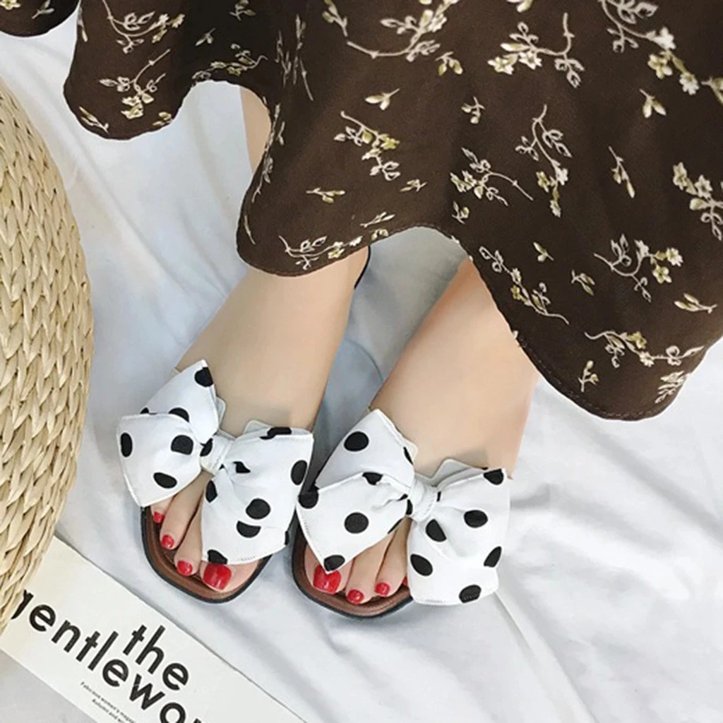 Summer Bohemian Flip Flops Woman Shoes Clip Toe Flip Flops Non-slip Flat Slippers Beach Shoes Women's Summer Footwear Slippe
Summer Bohemian Flip Flops Woman Shoes Clip Toe Flip Flops Non-slip Flat Slippers Beach Shoes Women's Summer Footwear Slippe
