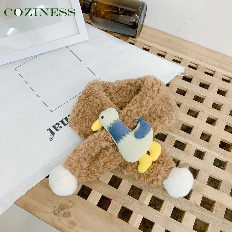 Baby Scarf Faux Rabbit Fur Cartoon Duck Winter Thicken Keep Warm Baby Scarf 3-6 Years Child Unisex Bib New Hot Sale Accessories
Baby Scarf Faux Rabbit Fur Cartoon Duck Winter Thicken Keep Warm Baby Scarf 3-6 Years Child Unisex Bib New Hot Sale Accessories