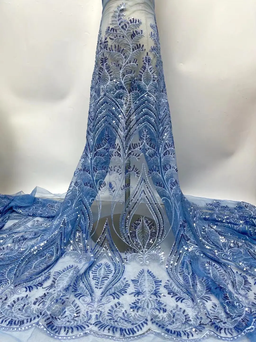 High Quality African Bead Tube Fabric 2021 Luxury Embroidery Heavy Industry Handmade Beaded Lace Wedding Dress
High Quality African Bead Tube Fabric 2021 Luxury Embroidery Heavy Industry Handmade Beaded Lace Wedding Dress