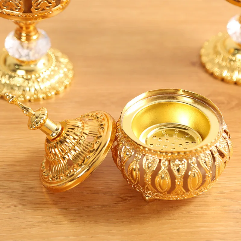 MiddleEastern European style creative lace incense burner Fashion Middle Eastern metal craft incense burner Simple Homeecoration
MiddleEastern European style creative lace incense burner Fashion Middle Eastern metal craft incense burner Simple Homeecoration