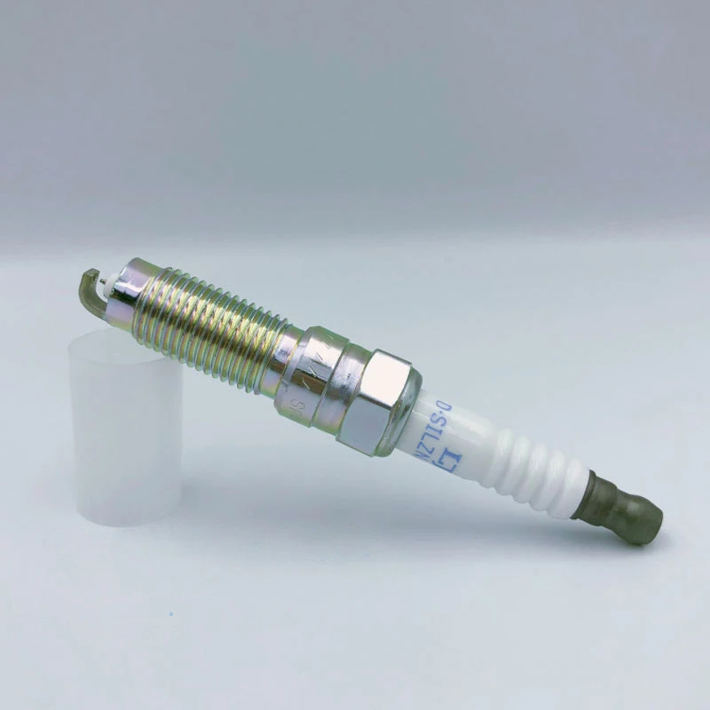 Your four high quality car metal spark plugs Iridio silzner 8c7h Ford spark plugs / focus / party / ecoport
Your four high quality car metal spark plugs Iridio silzner 8c7h Ford spark plugs / focus / party / ecoport