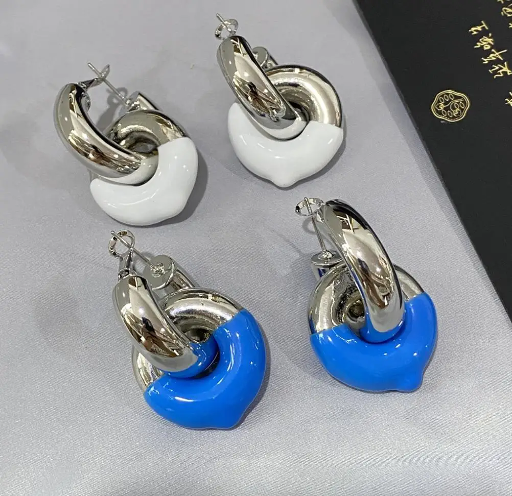 hit color enamel drip glaze personality double circle detachable earring for women sweet cool girl simple Irregular geometry ACC
hit color enamel drip glaze personality double circle detachable earring for women sweet cool girl simple Irregular geometry ACC